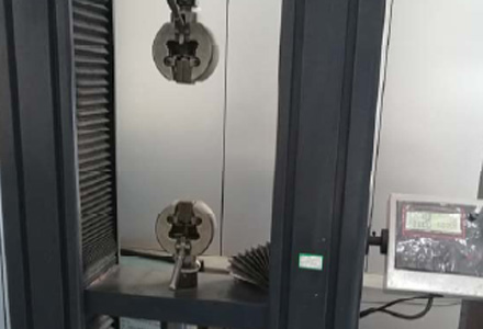 Electronic Tensile Testing Machine